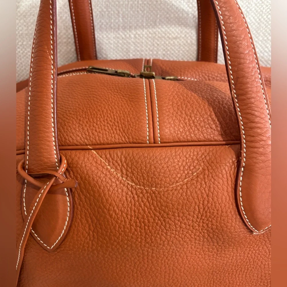Authentic HERMES Victoria 43 clemence gold brown leather duffle bag unisex
